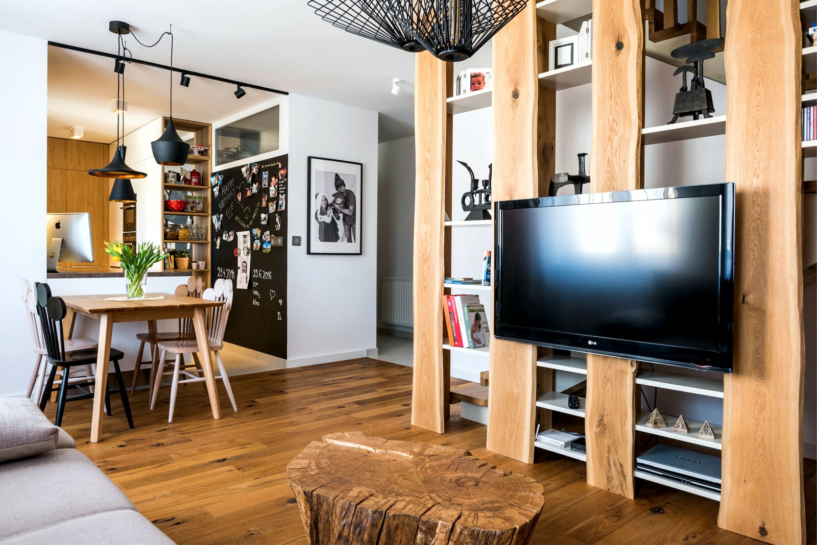 Michal Staško interiér mezonetu v Piešťanoch