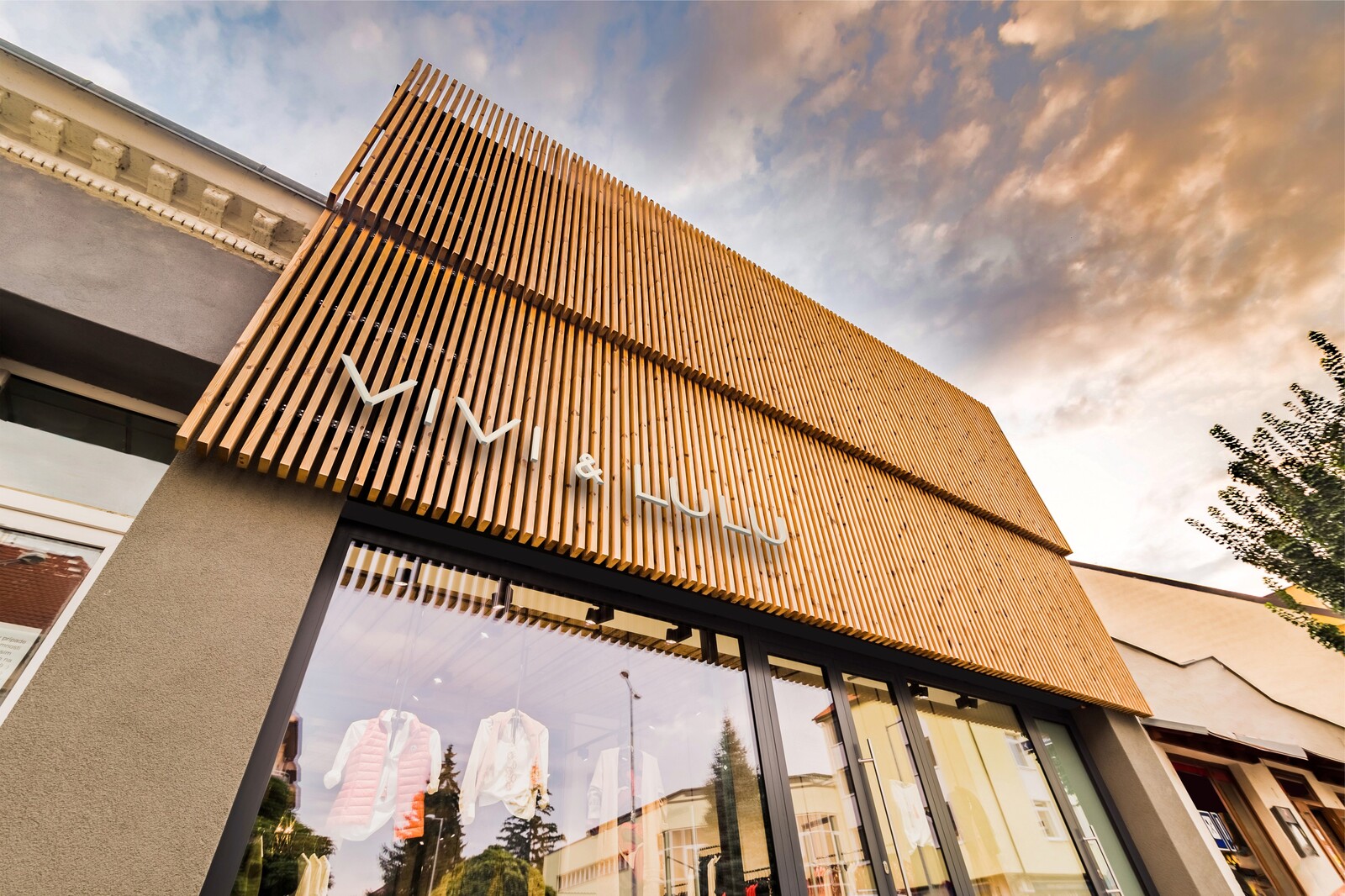 designer Michal Staško, Fasada concept strore, konverzia budovy