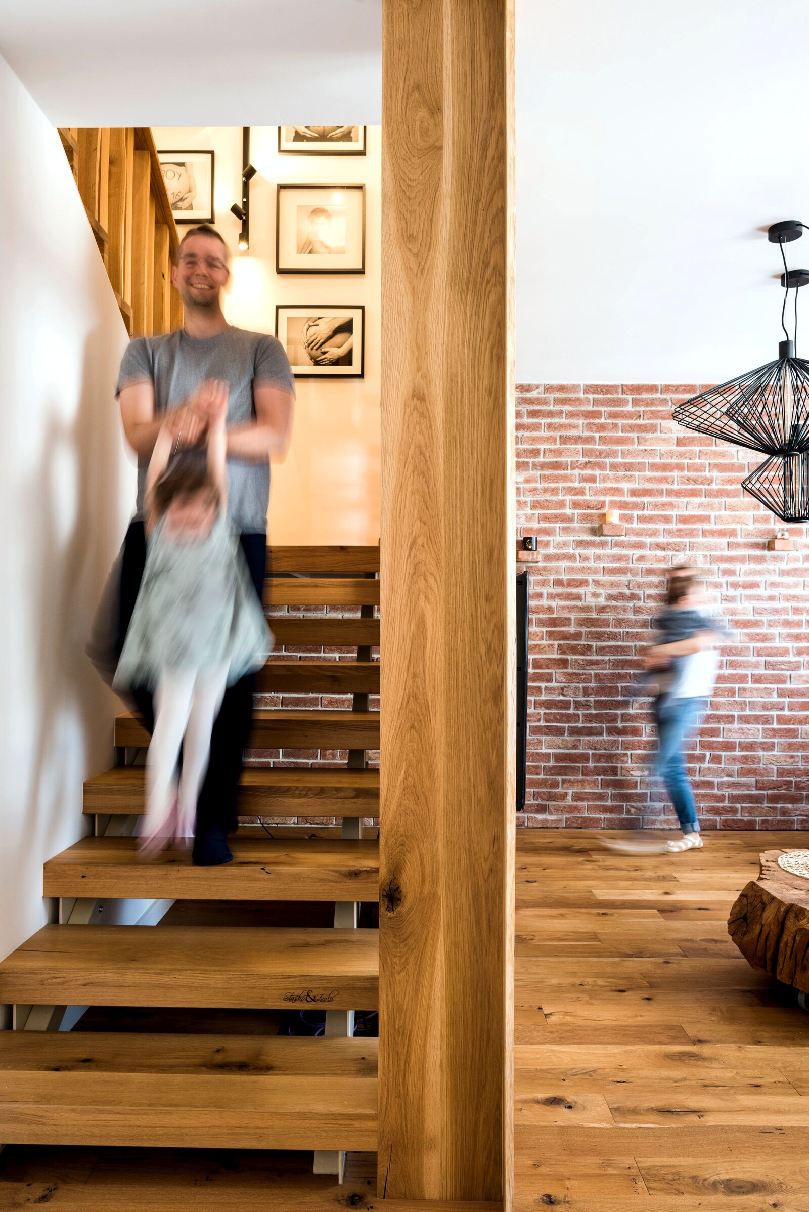 Michal Staško interiér mezonetu v Piešťanoch