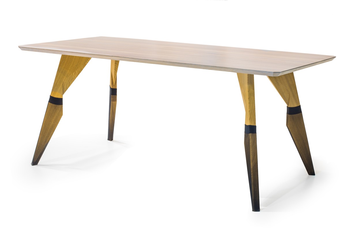 Kolekcia stolov v spolupráci s firmou Karpiš