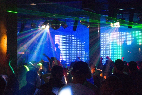 Návrh designu interiéru disco klubu Coolturak v Pieštanoch